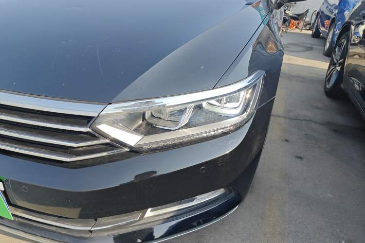 Used Volkswagen Magotan 2019 330TSI DSG Luxury Model China V Standard Left Front Headlight