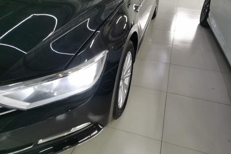 Used Volkswagen Magotan 2019 280TSI DSG Leading Model China V Standard Left Front Headlight