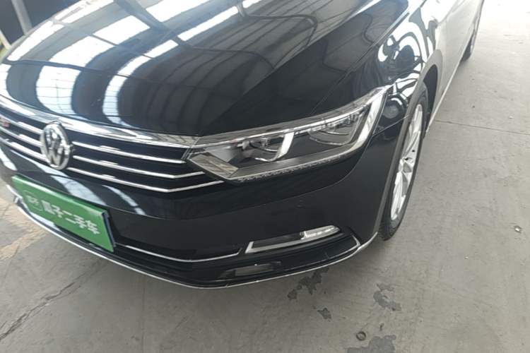 Used Volkswagen Magotan 2019 380TSI DSG Luxury Version China VI Standard Left Front Headlight