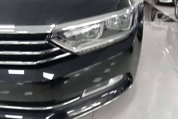 Used Volkswagen Magotan 2019 380TSI DSG Luxury Model China V Standard Left Front Headlight