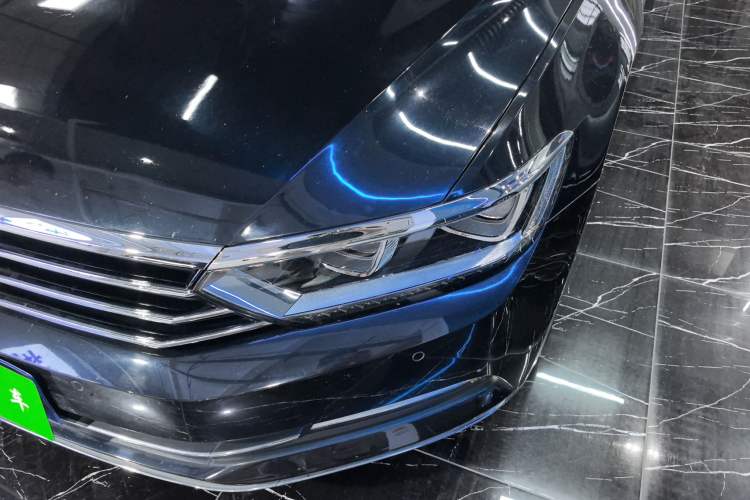 Used Volkswagen Magotan 2019 330TSI DSG Luxury Version China VI Standard Left Front Headlight