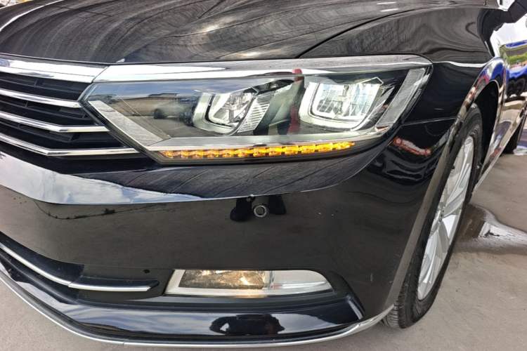 Used Volkswagen Magotan 2019 330TSI DSG Luxury Version China VI Standard Left Front Headlight