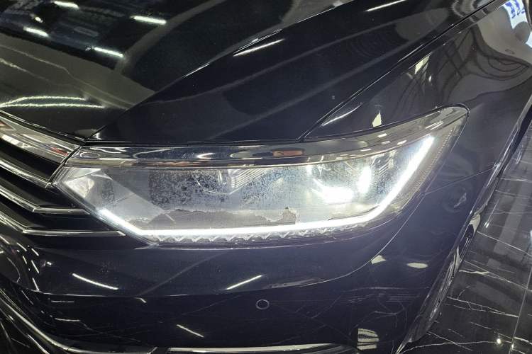 Used Volkswagen Magotan 2019 280TSI DSG Comfort Model China V Standard Left Front Headlight