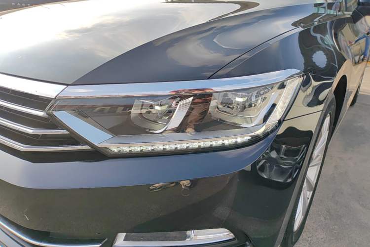 Used Volkswagen Magotan 2019 330TSI DSG Leading Edition China V Standard Left Front Headlight