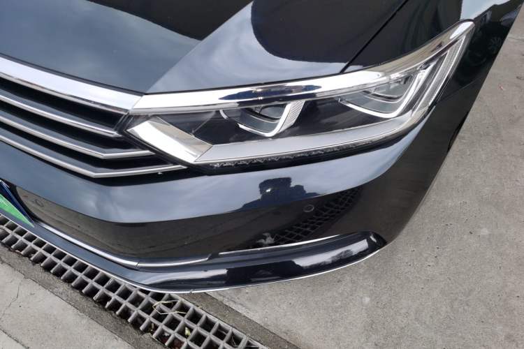 Used Volkswagen Magotan 2019 330TSI DSG Luxury Version China VI Standard Left Front Headlight