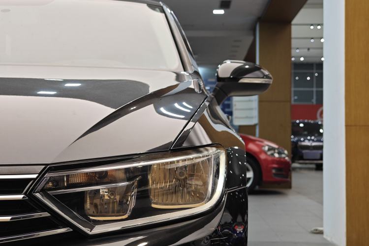 Used Volkswagen Magotan 2019 280TSI DSG Comfort Model China VI Standard Left Front Headlight