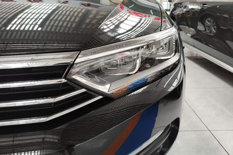 Used Volkswagen Magotan 2019 330TSI DSG Luxury Model China V Standard Left Front Headlight