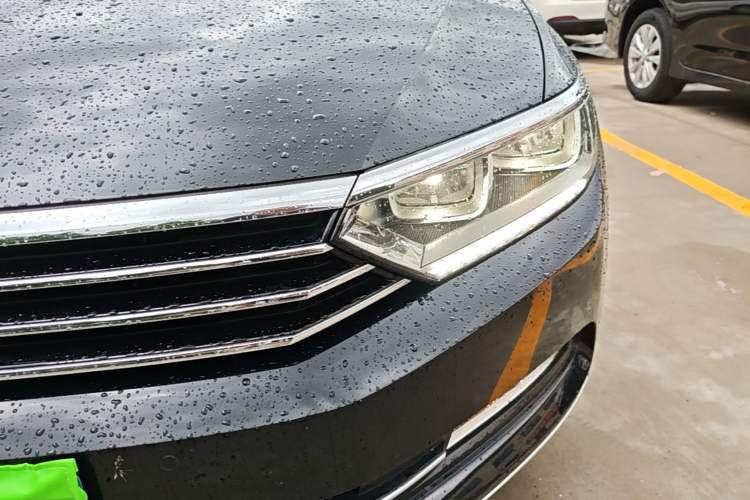 Used Volkswagen Magotan 2019 330TSI DSG Leading Model China VI Standard Left Front Headlight