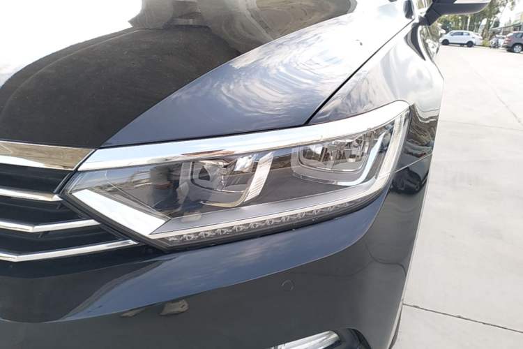 Used Volkswagen Magotan 2019 330TSI DSG Luxury Model China V Standard Left Front Headlight