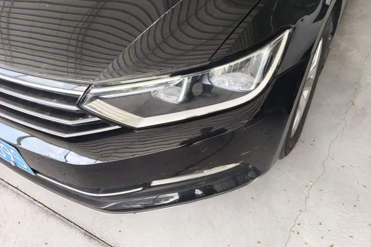 Used Volkswagen Magotan 2019 280TSI DSG Comfort Model China VI Standard Left Front Headlight