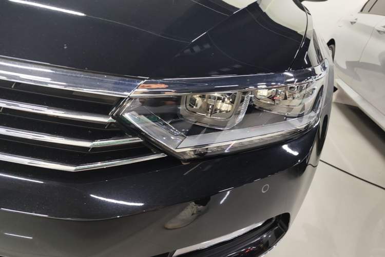 Used Volkswagen Magotan 2019 330TSI DSG Luxury Model China V Standard Left Front Headlight