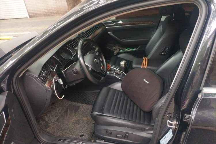 Used Volkswagen Magotan 2019 330TSI DSG Leading Model China VI Standard Left Front Seat