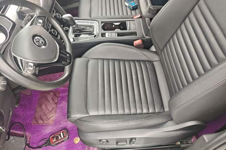 Used Volkswagen Magotan 2019 330TSI DSG Leading Model China VI Standard Left Front Seat