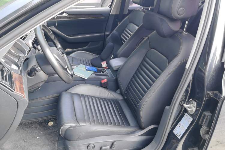 Used Volkswagen Magotan 2019 330TSI DSG Luxury Model China V Standard Left Front Seat