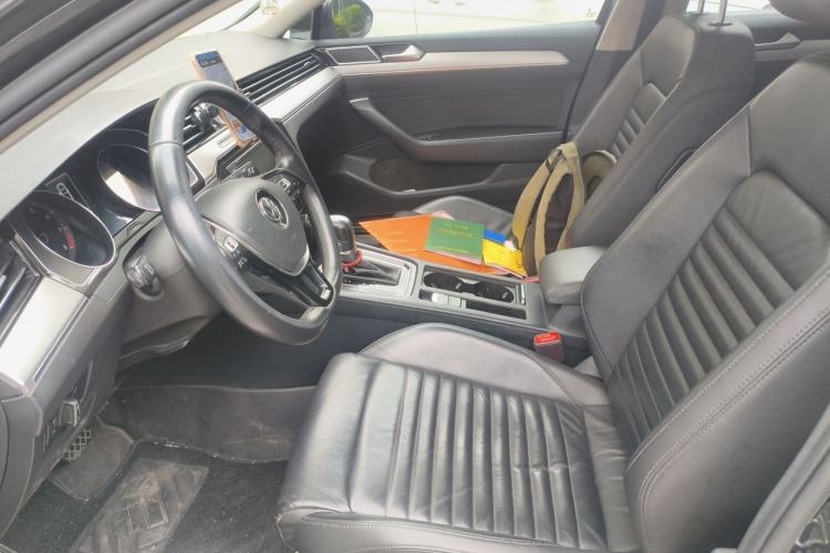 Used Volkswagen Magotan 2019 330TSI DSG Leading Edition China V Standard Left Front Seat