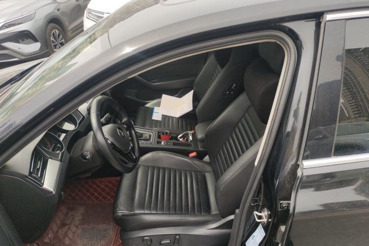Used Volkswagen Magotan 2019 280TSI DSG Leading Model China V Standard Left Front Seat