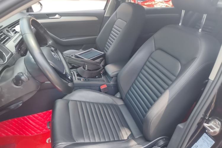 Used Volkswagen Magotan 2019 280TSI DSG Comfort Model China VI Standard Left Front Seat