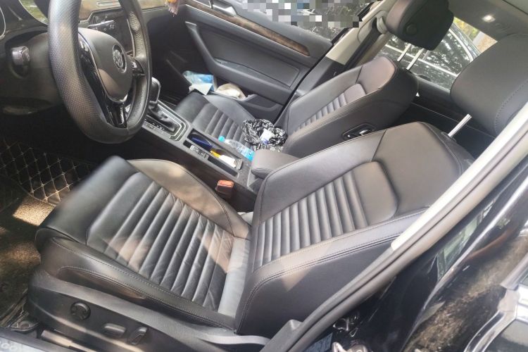 Used Volkswagen Magotan 2019 330TSI DSG Luxury Version China VI Standard Left Front Seat