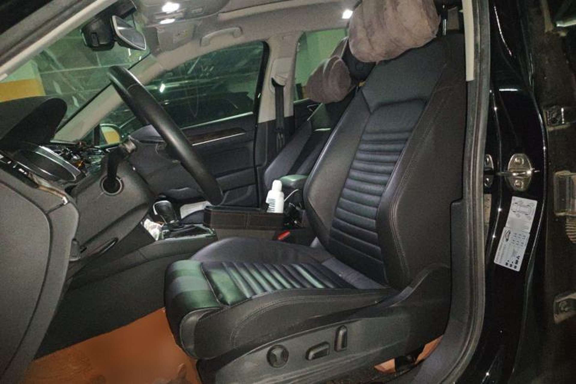 Used Volkswagen Magotan 2019 330TSI DSG Luxury Model China V Standard Left Front Seat