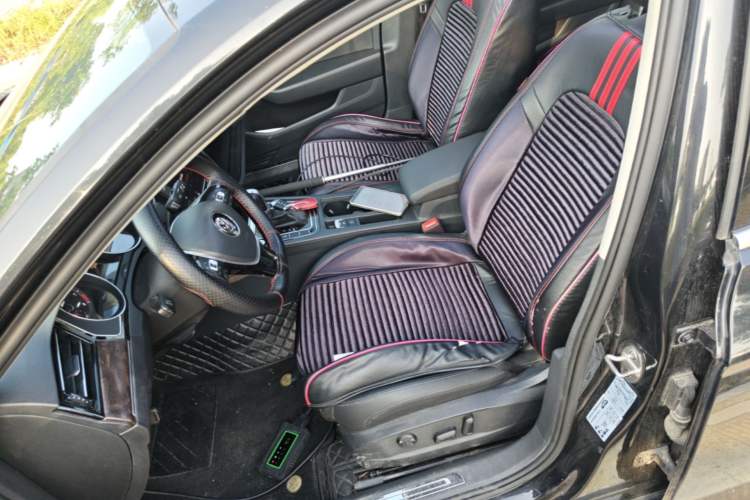 Used Volkswagen Magotan 2019 330TSI DSG Luxury Model China V Standard Left Front Seat