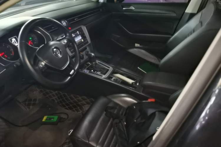 Used Volkswagen Magotan 2019 280TSI DSG Comfort Model China V Standard Left Front Seat
