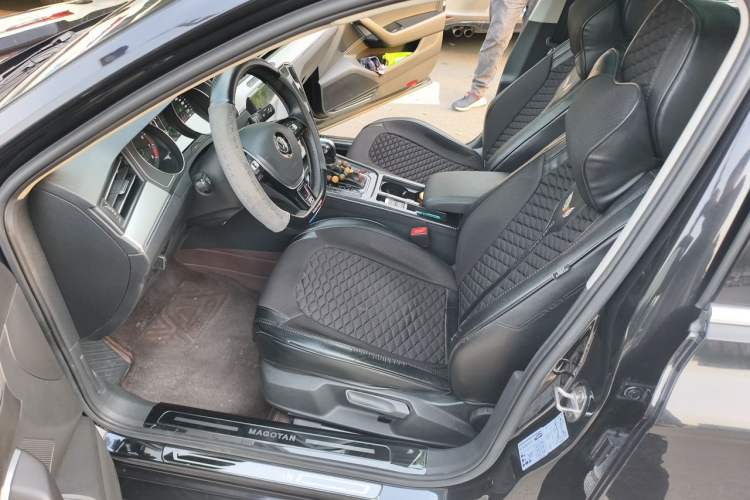 Used Volkswagen Magotan 2019 280TSI DSG Comfort Model China V Standard Left Front Seat