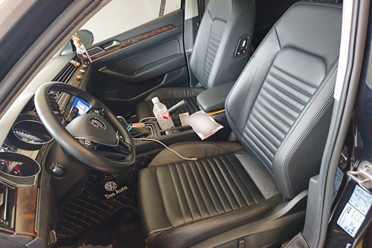 Used Volkswagen Magotan 2019 330TSI DSG Luxury Model China V Standard Left Front Seat