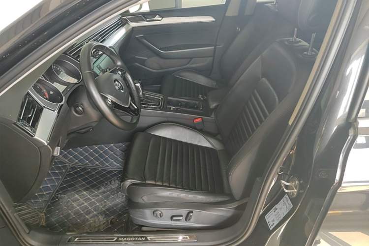 Used Volkswagen Magotan 2019 330TSI DSG Leading Model China VI Standard Left Front Seat