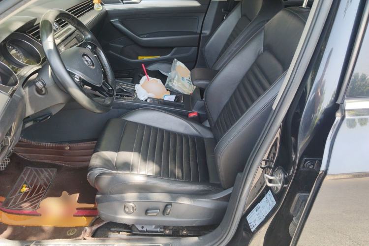 Used Volkswagen Magotan 2019 330TSI DSG Leading Edition China V Standard Left Front Seat