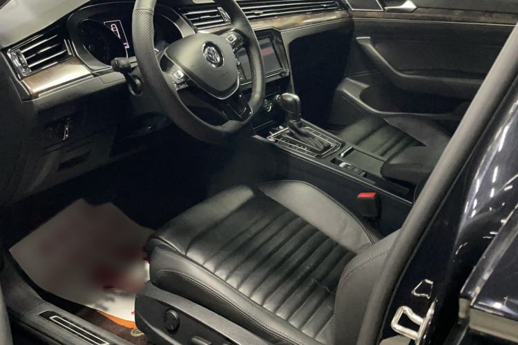 Used Volkswagen Magotan 2019 330TSI DSG Luxury Model China V Standard Left Front Seat