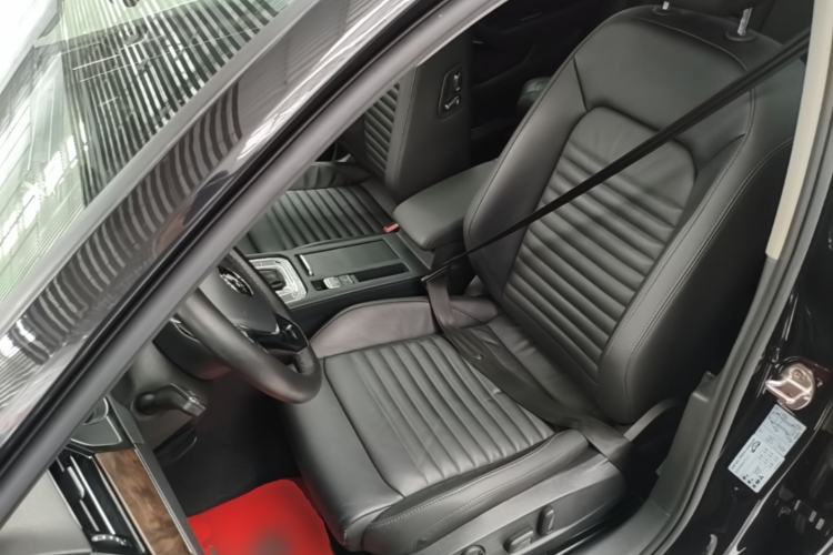 Used Volkswagen Magotan 2019 330TSI DSG Luxury Model China V Standard Left Front Seat