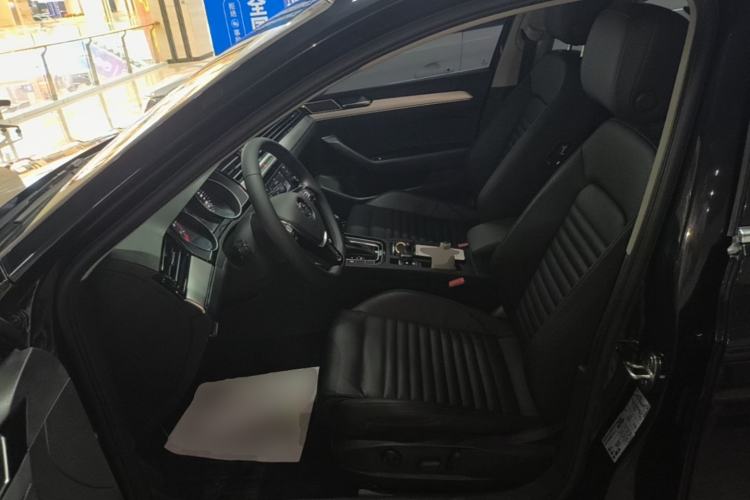 Used Volkswagen Magotan 2019 330TSI DSG Leading Model China VI Standard Left Front Seat