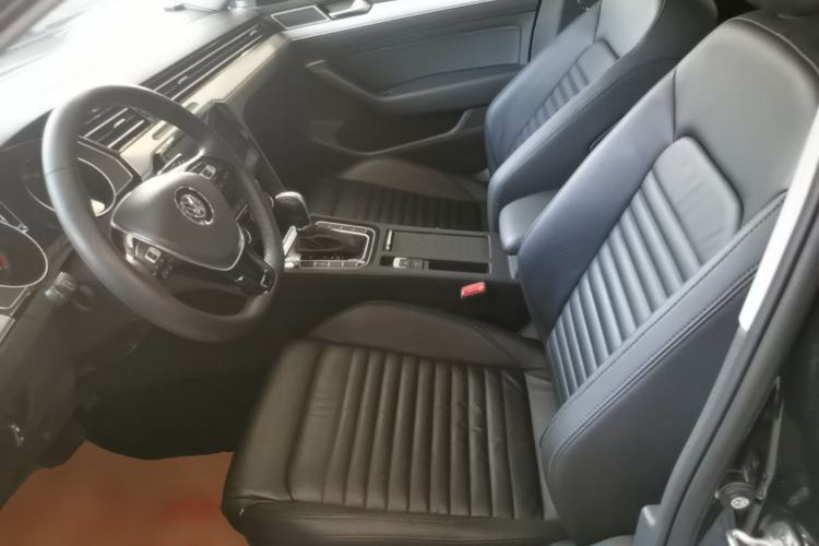 Used Volkswagen Magotan 2019 280TSI DSG Leading Model China V Standard Left Front Seat