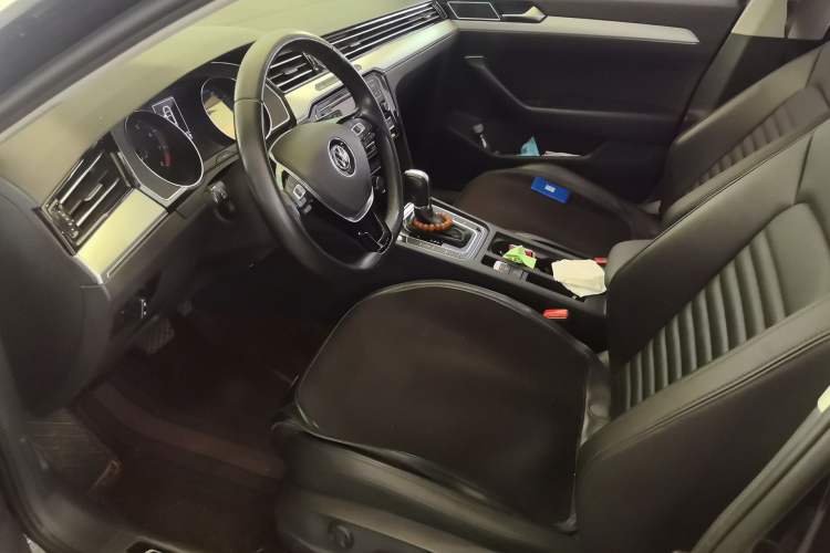 Used Volkswagen Magotan 2019 330TSI DSG Leading Model China VI Standard Left Front Seat