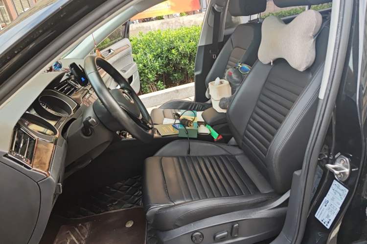 Used Volkswagen Magotan 2019 330TSI DSG Leading Model China VI Standard Left Front Seat