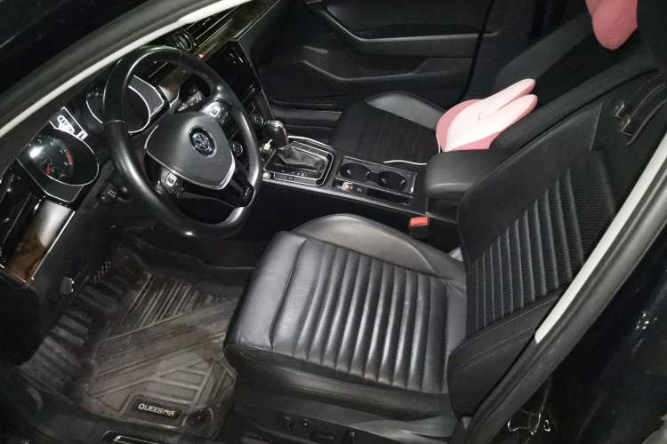 Used Volkswagen Magotan 2019 330TSI DSG Leading Model China VI Standard Left Front Seat
