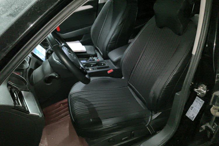 Used Volkswagen Magotan 2019 330TSI DSG Leading Edition China V Standard Left Front Seat