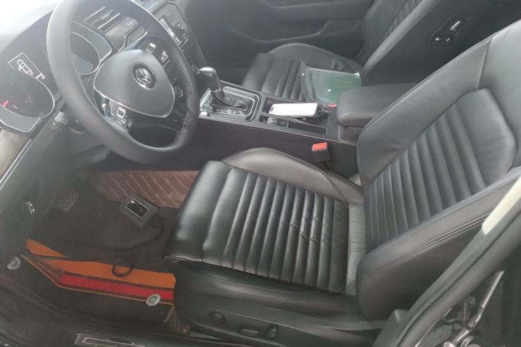 Used Volkswagen Magotan 2019 330TSI DSG Leading Model China VI Standard Left Front Seat
