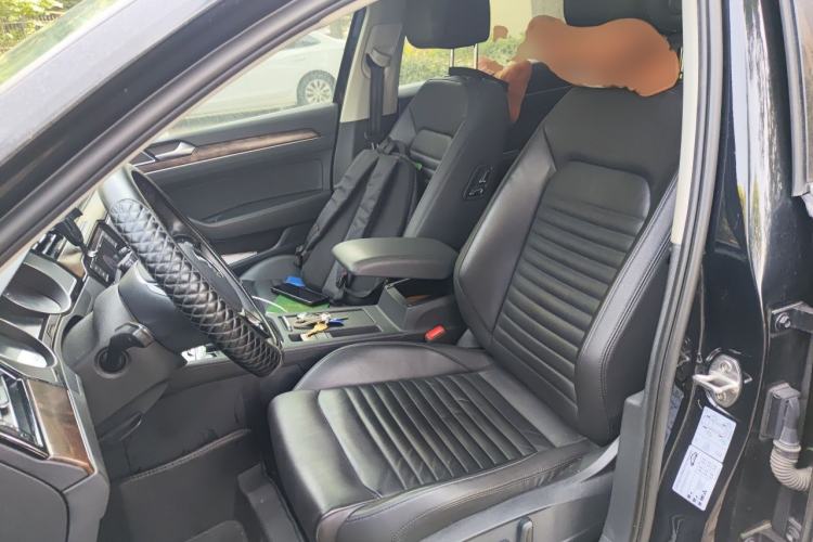 Used Volkswagen Magotan 2019 330TSI DSG Leading Model China VI Standard Left Front Seat