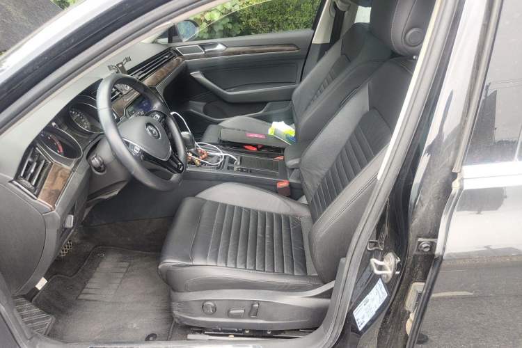 Used Volkswagen Magotan 2019 380TSI DSG Luxury Model China V Standard Left Front Seat