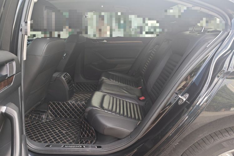 Used Volkswagen Magotan 2019 330TSI DSG Luxury Version China VI Standard Left Rear Seat