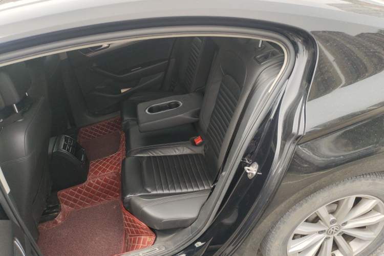 Used Volkswagen Magotan 2019 280TSI DSG Leading Model China V Standard Left Rear Seat