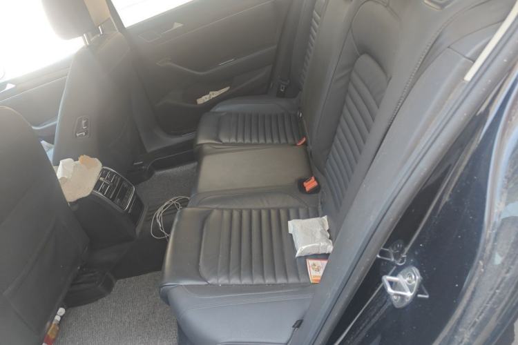 Used Volkswagen Magotan 2019 330TSI DSG Luxury Version China VI Standard Left Rear Seat
