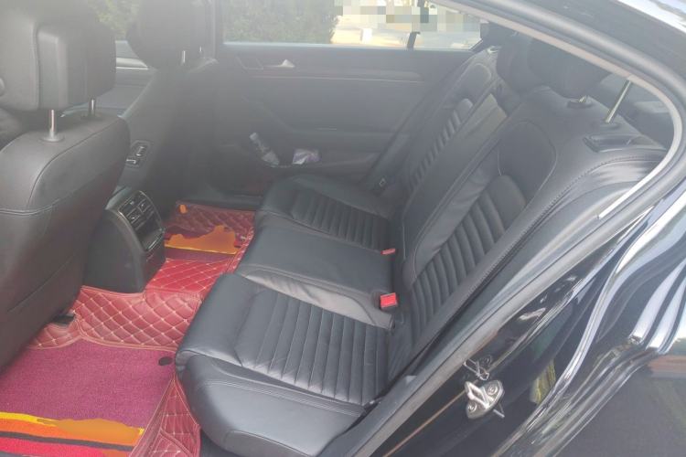 Used Volkswagen Magotan 2019 330TSI DSG Leading Model China VI Standard Left Rear Seat