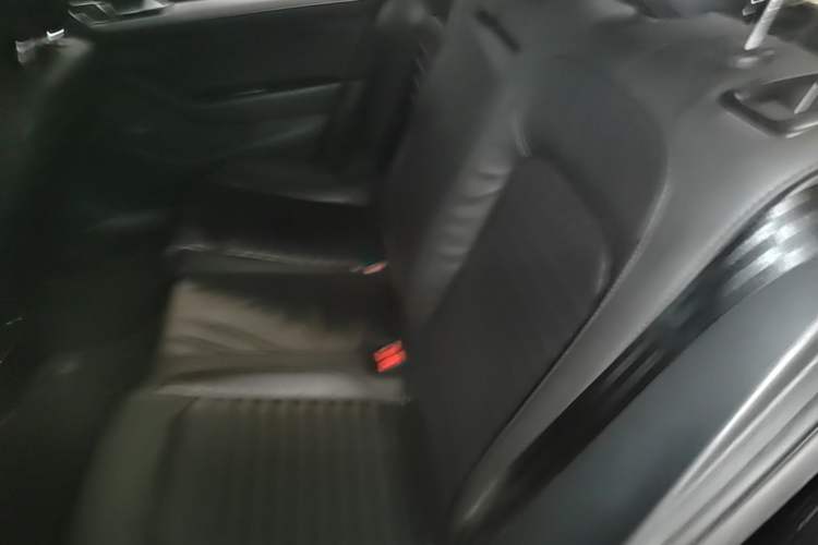 Used Volkswagen Magotan 2019 330TSI DSG Leading Edition China V Standard Left Rear Seat