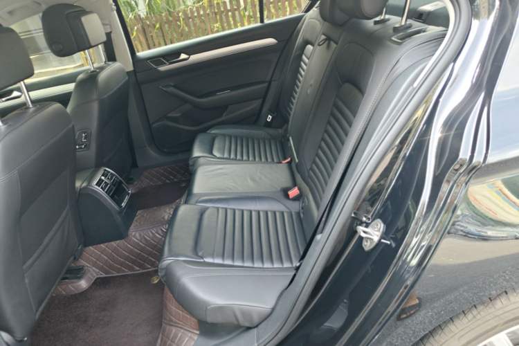 Used Volkswagen Magotan 2019 280TSI DSG Leading Model China VI Standard Left Rear Seat