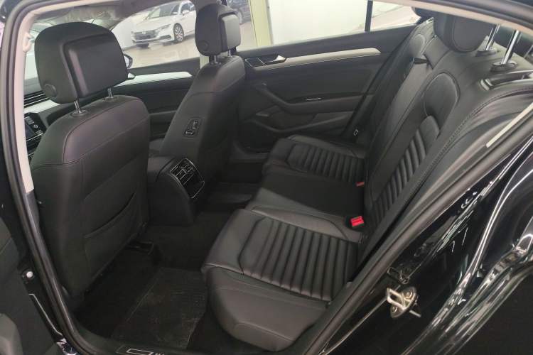 Used Volkswagen Magotan 2019 280TSI DSG Leading Model China VI Standard Left Rear Seat