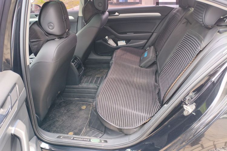 Used Volkswagen Magotan 2019 280TSI DSG Comfort Model China V Standard Left Rear Seat