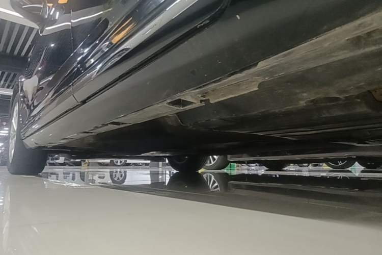 Used Volkswagen Magotan 2019 330TSI DSG Luxury Model China V Standard Left Side Sill