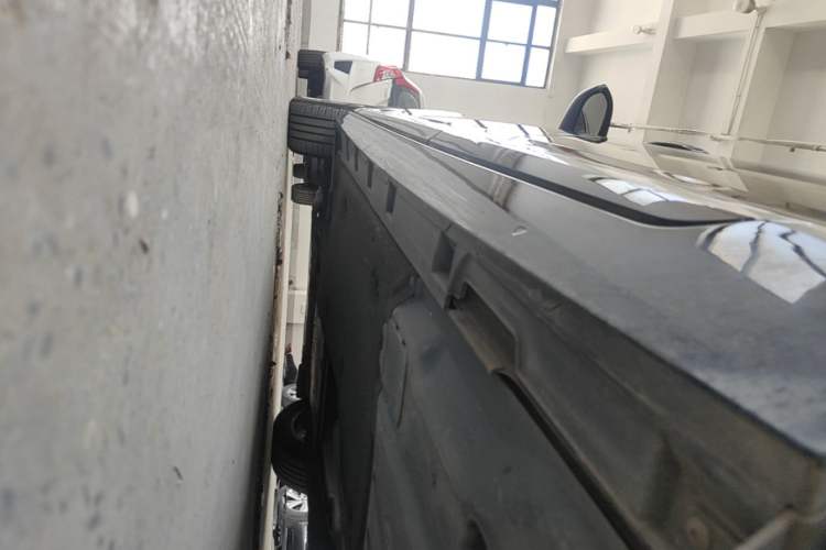 Used Volkswagen Magotan 2019 330TSI DSG Luxury Version China VI Standard Left Side Sill